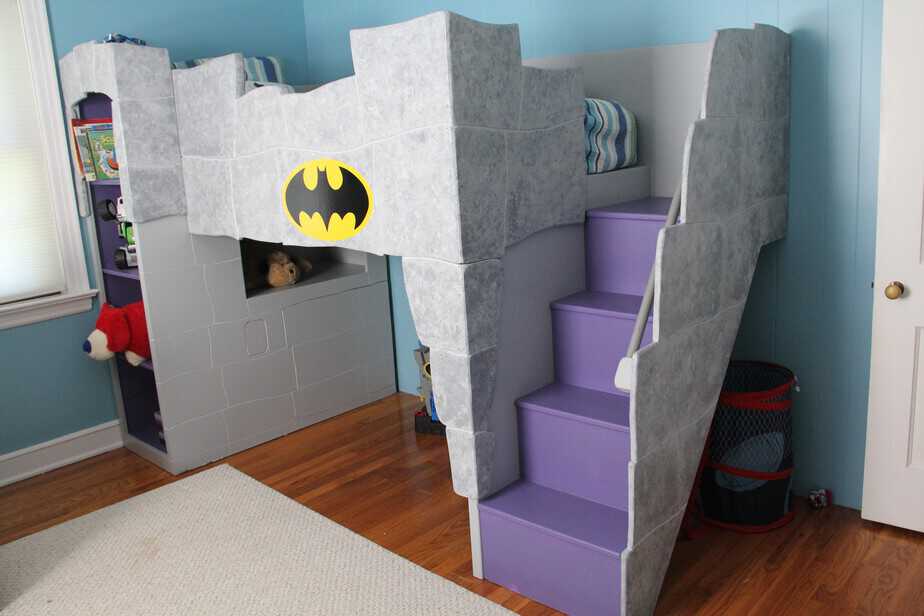 A Batman bed and room for a little boy... - This Mama Loves Her Bargains