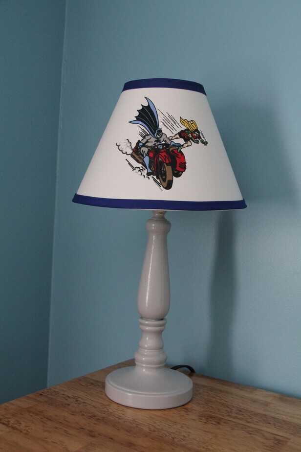 - Boys Bedroom Lampshade Lamp 313 Clock & Pictures BATMAN 