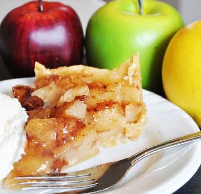 Slow Cooker: Apple Caramel Pie (4 ingredients!)