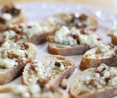 Honey Gorgonzola Cheese Appetizers