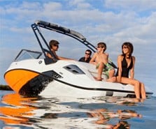 Discoverboating.com etiquette tips for boating