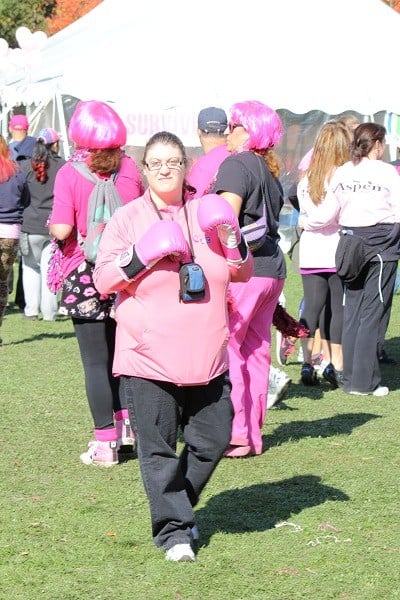 making strides pink boxing gloves