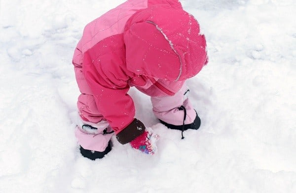 keeping kids entertained in winter