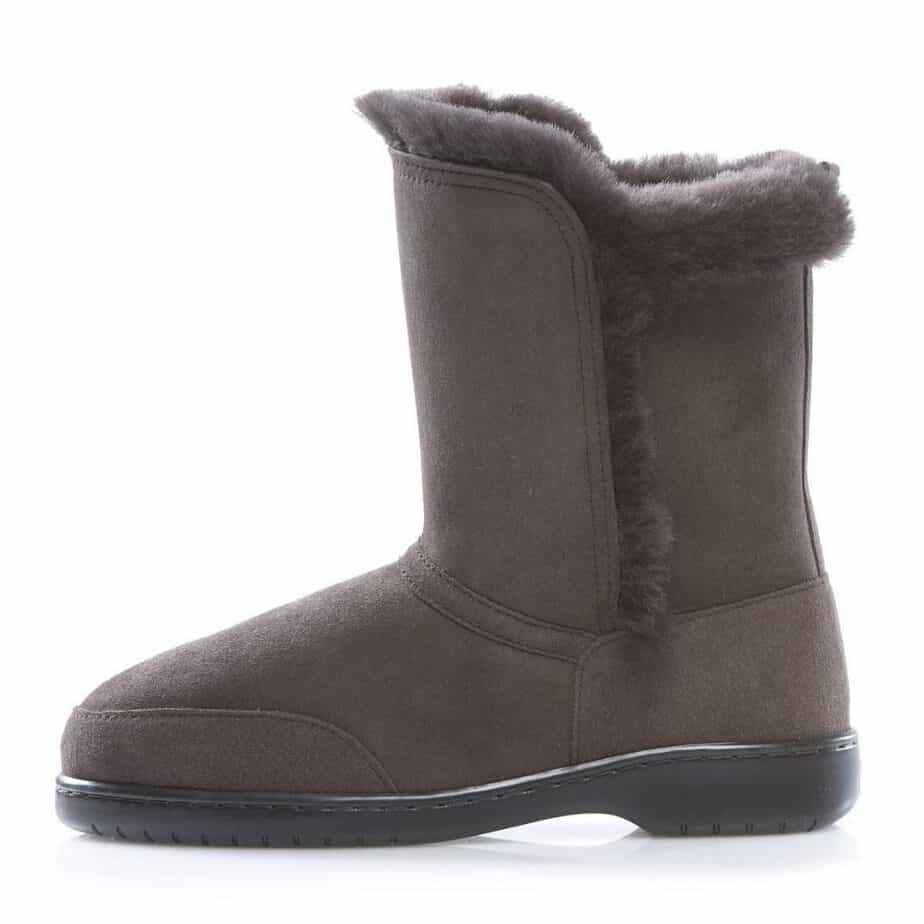 Dominion NZ Sheepskin Boots Review, Discount & Slipper Giveaway | This Mama Loves