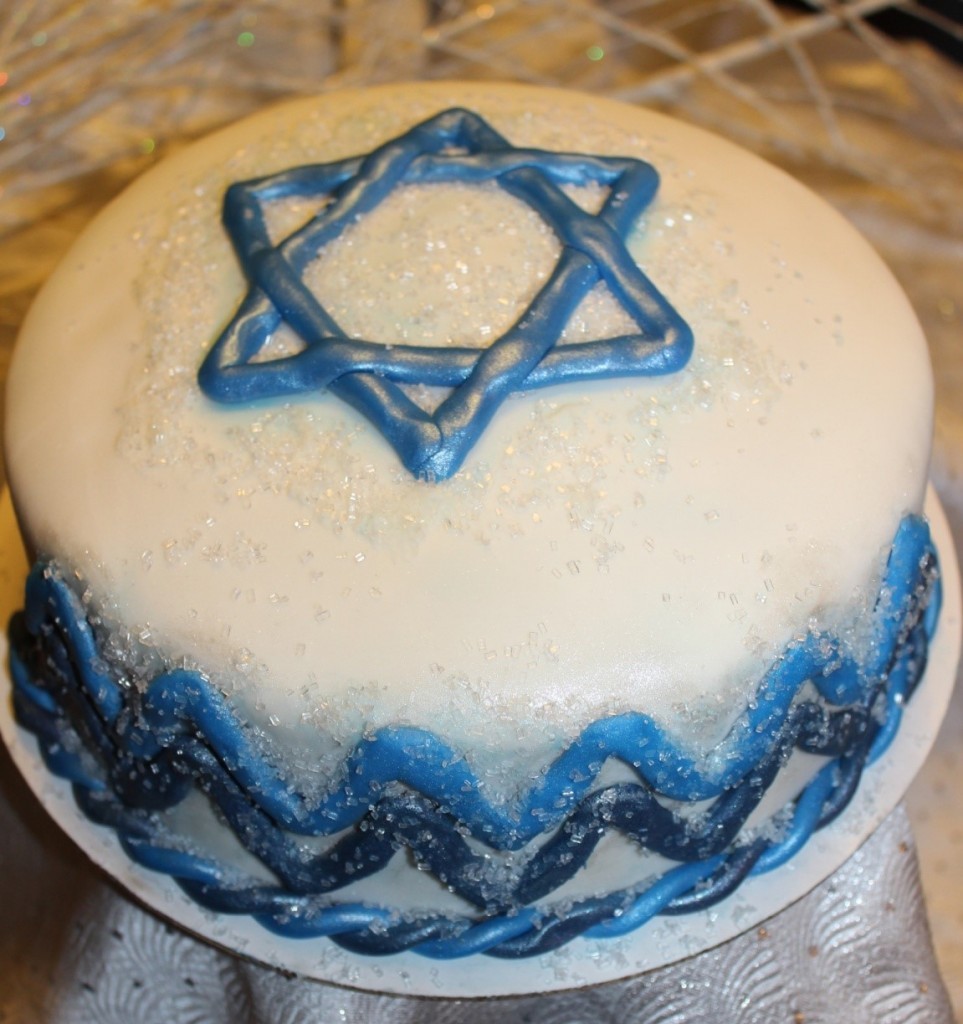 hanukkah-cake-star-finish