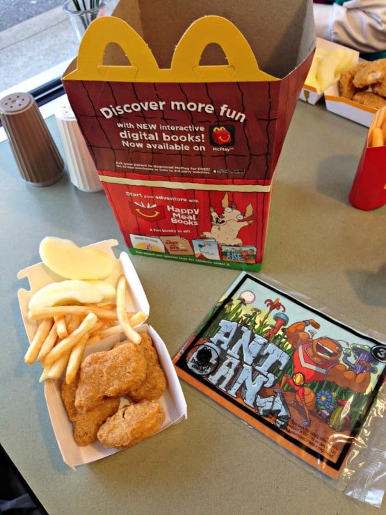 mcdonalds-happy-meal-happymealbooks-2