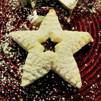 12 Days of Christmas Cookies: Raspberry Filled Christmas Stars