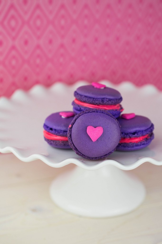 Valentine Macarons