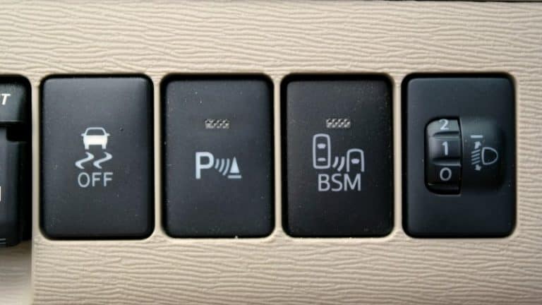 Top 8 Safety Features Of Toyota Sienna SiennaDiaries This Mama Loves
