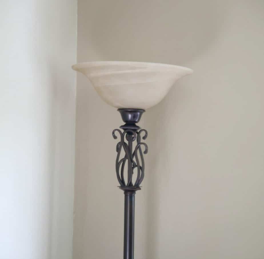 metal-scroll-floor-lamp