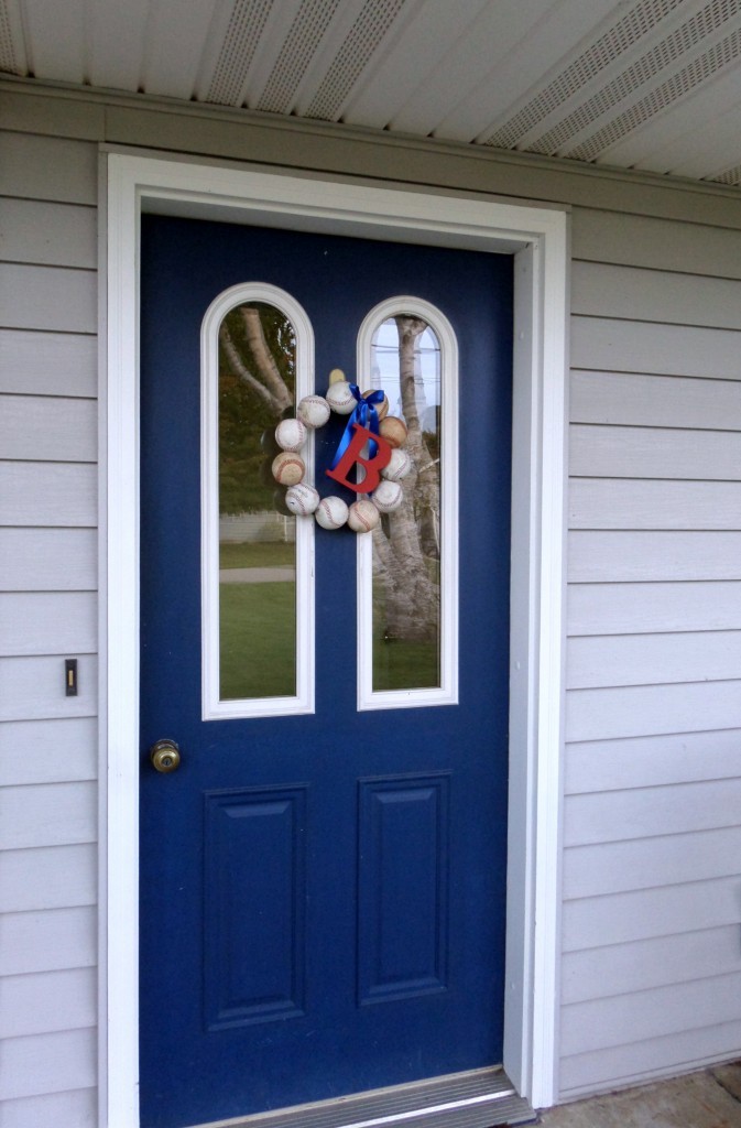 Baseball wreath