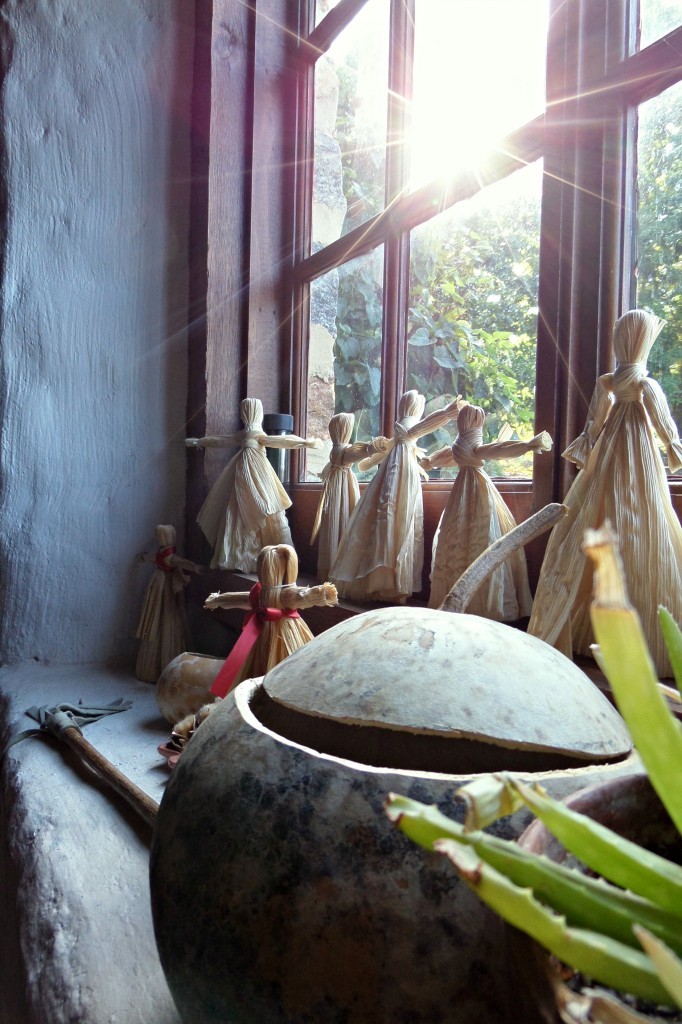 Old Salem Corn Husk Dolls