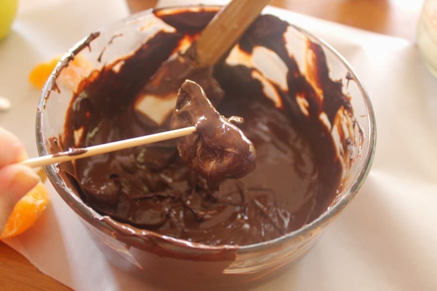 chocolate cutie bat dip
