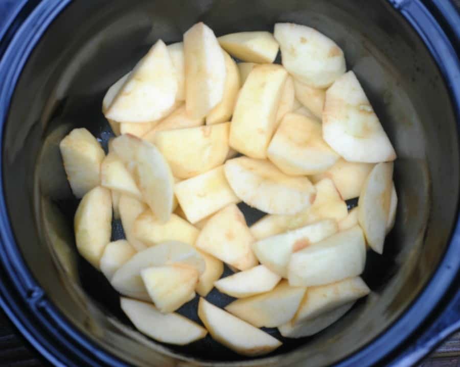 slow-cooker-apple-crisp-apples