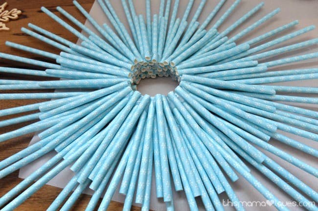 Snowflake Wreath from Paper Straws