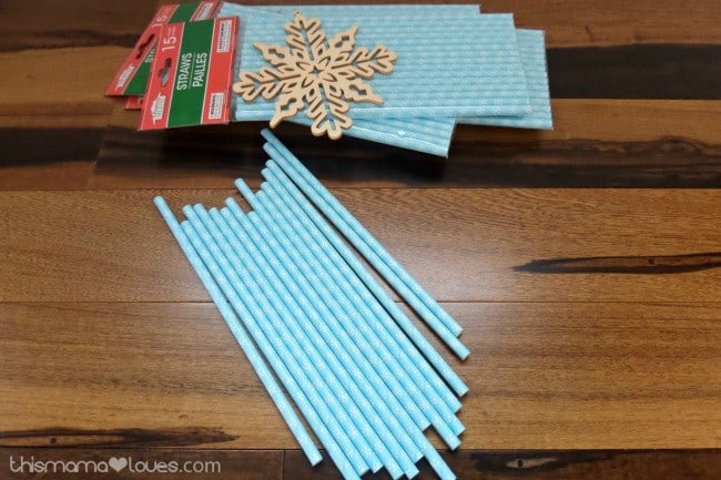 Snowflake Wreath from Paper Straws