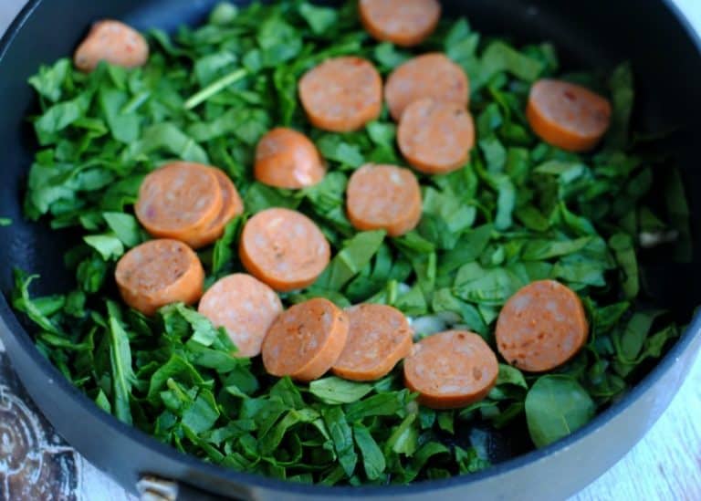 Spinach, Chicken Sausage and Quinoa Recipe This Mama Loves