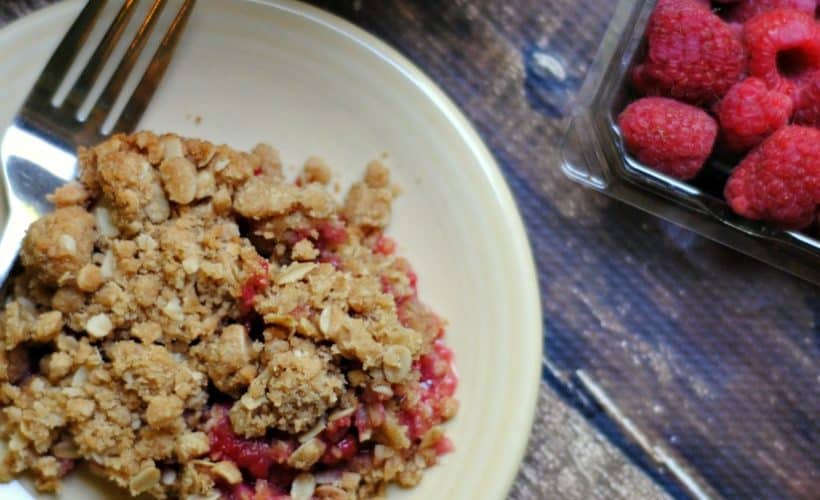 simple-raspberry-crisp-label