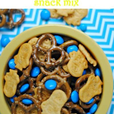 Quick and Easy Minions Snack Mix