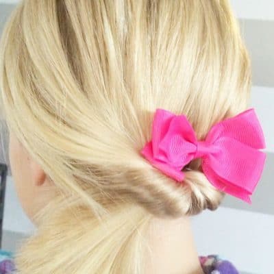Simple but pretty hairstyle for back to school