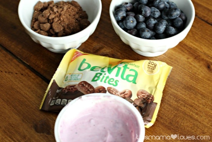 Belvita Chocolate and Blueberry Breakfast Parfait Ingredients