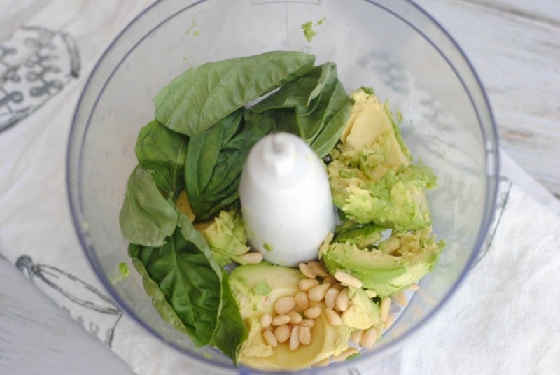 Avocado-pesto-zoodles-ingredients- this mama loves