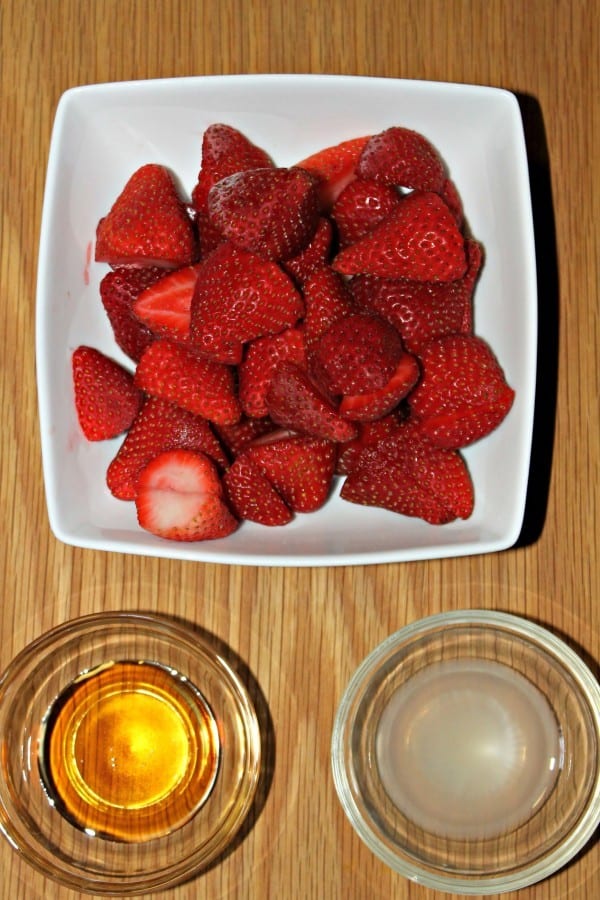 simple strawberry sorbet ingredients