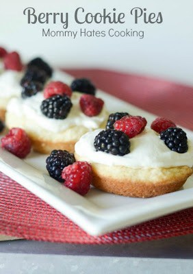 Berry Cookie Pies from Mommy Hates Cooking