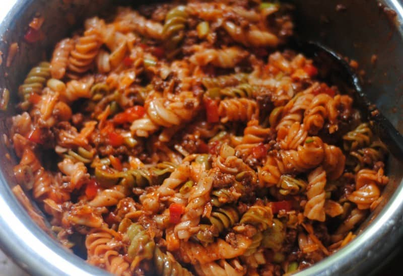 taco pasta salad close