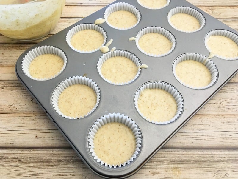banana breakfast cupcakes with pb frosting 3