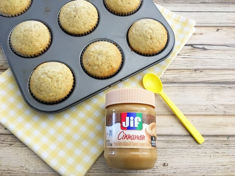 banana breakfast cupcakes with pb frosting 5