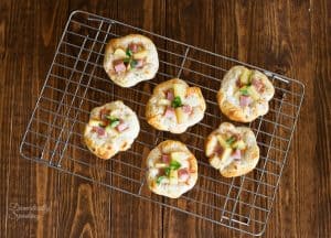 Hawaiian Pizza Bites from Domestically Speaking