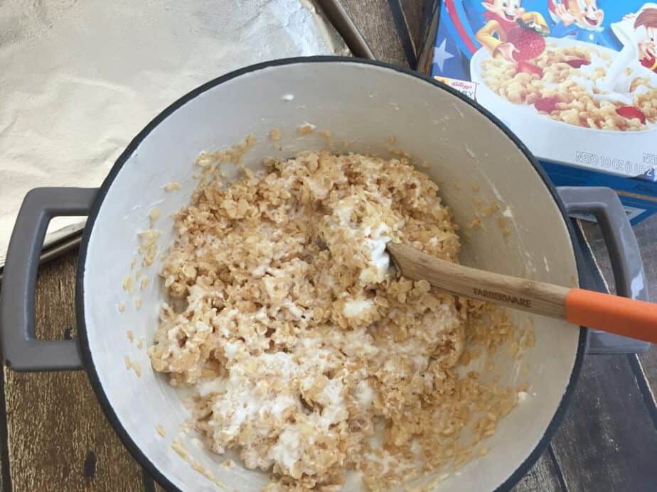 Kelloggs Rice Krispie Treats Gingerbread House