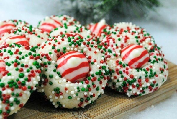 peppermint-kiss-cookies-from-our-family-world