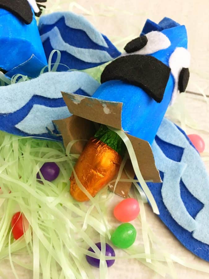 Blu and Jewel Craft Idea Easter Poppers from This Mama Loves