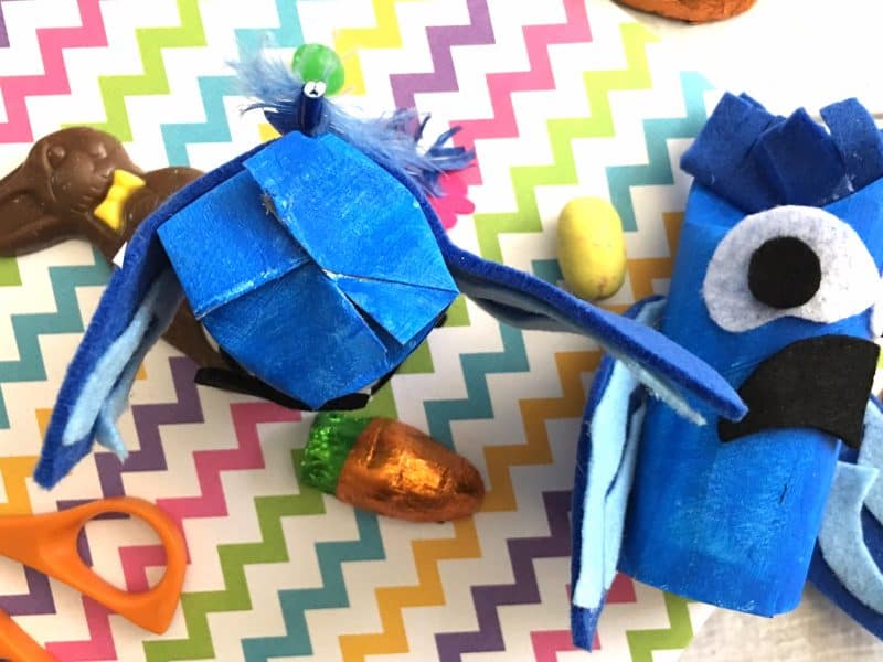 Blu and Jewel Craft Idea Easter Poppers from This Mama Loves