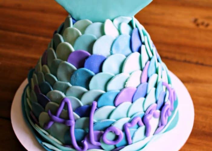 How to Make a Mermaid Tail Cake