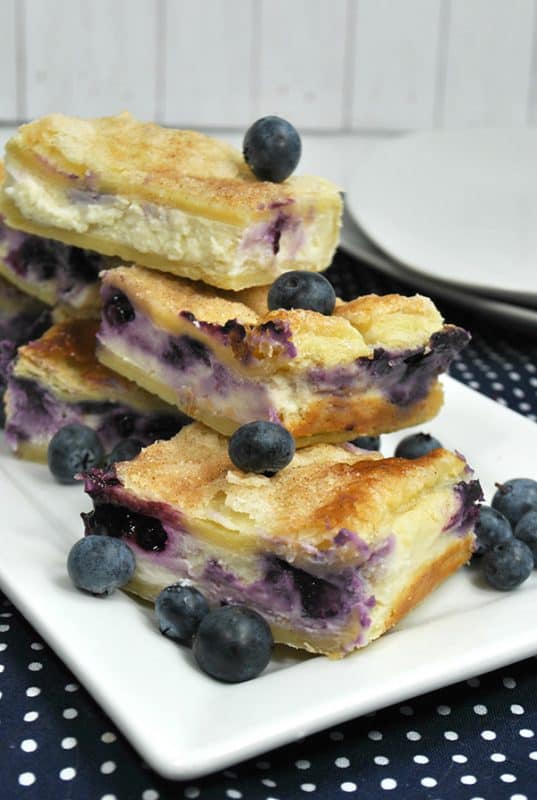 Sopapilla Blueberry Cheesecake Bars from Tuxedo Cats and Coffee