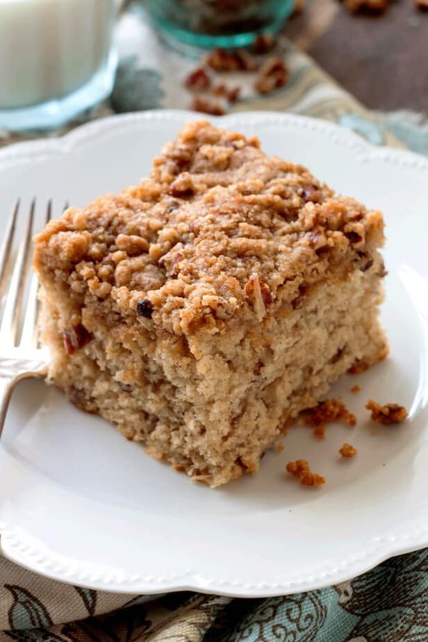 Banana Pecan Coffee Cake from Bunny’s Warm Oven