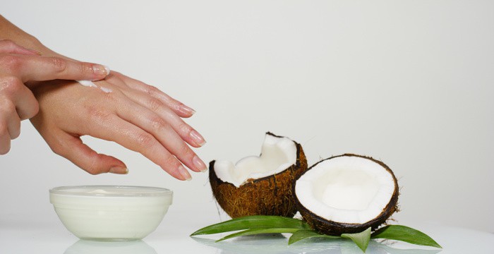 coconut oil skin moisturizer