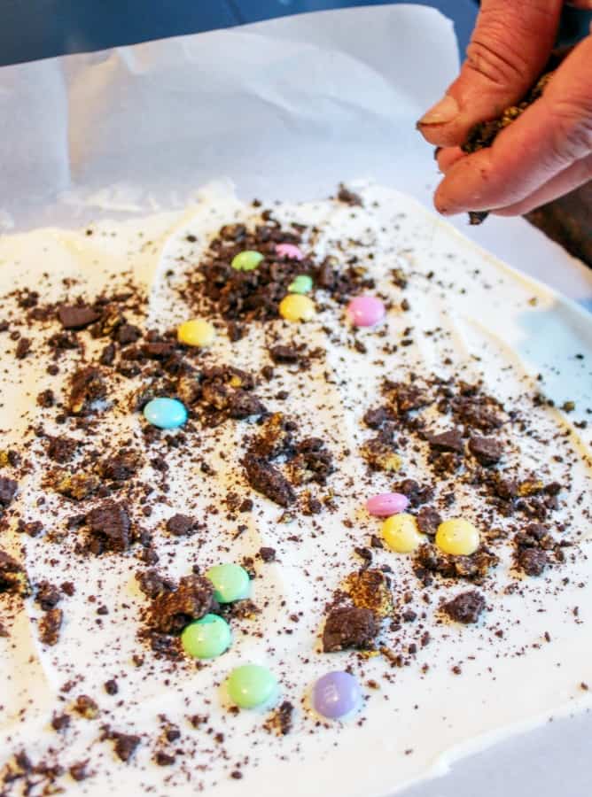 Easter Oreo Bark toppings