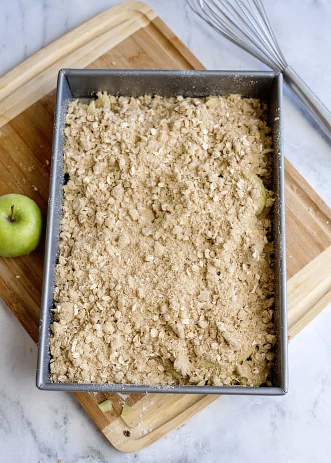 how apple crisp should look before baking