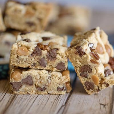 Caramel Pecan Cookie Bars