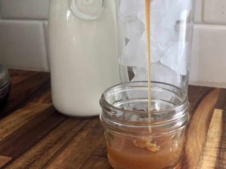 Copycat Starbucks Salted Caramel Frappuccino - This Mama Loves